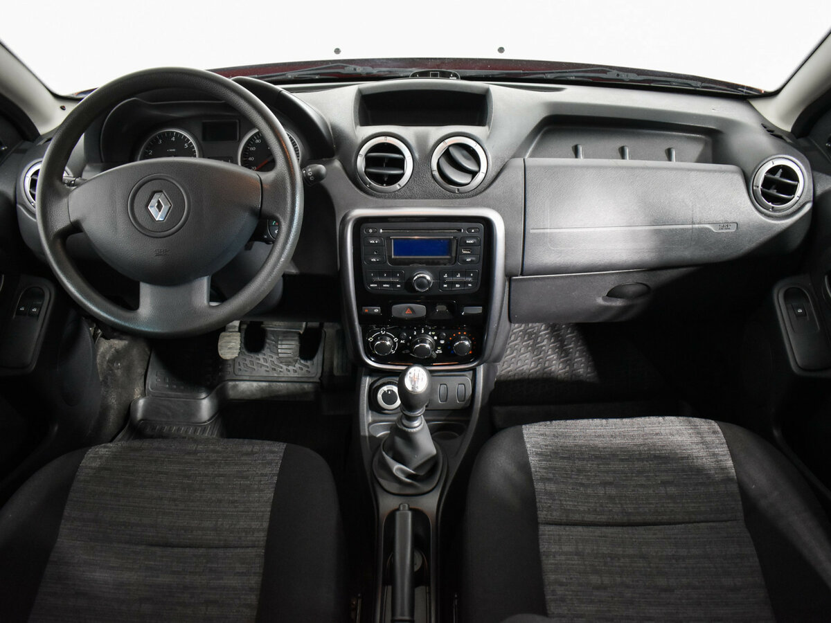 Renault Duster с пробегом — 2013 год. Фото: #12