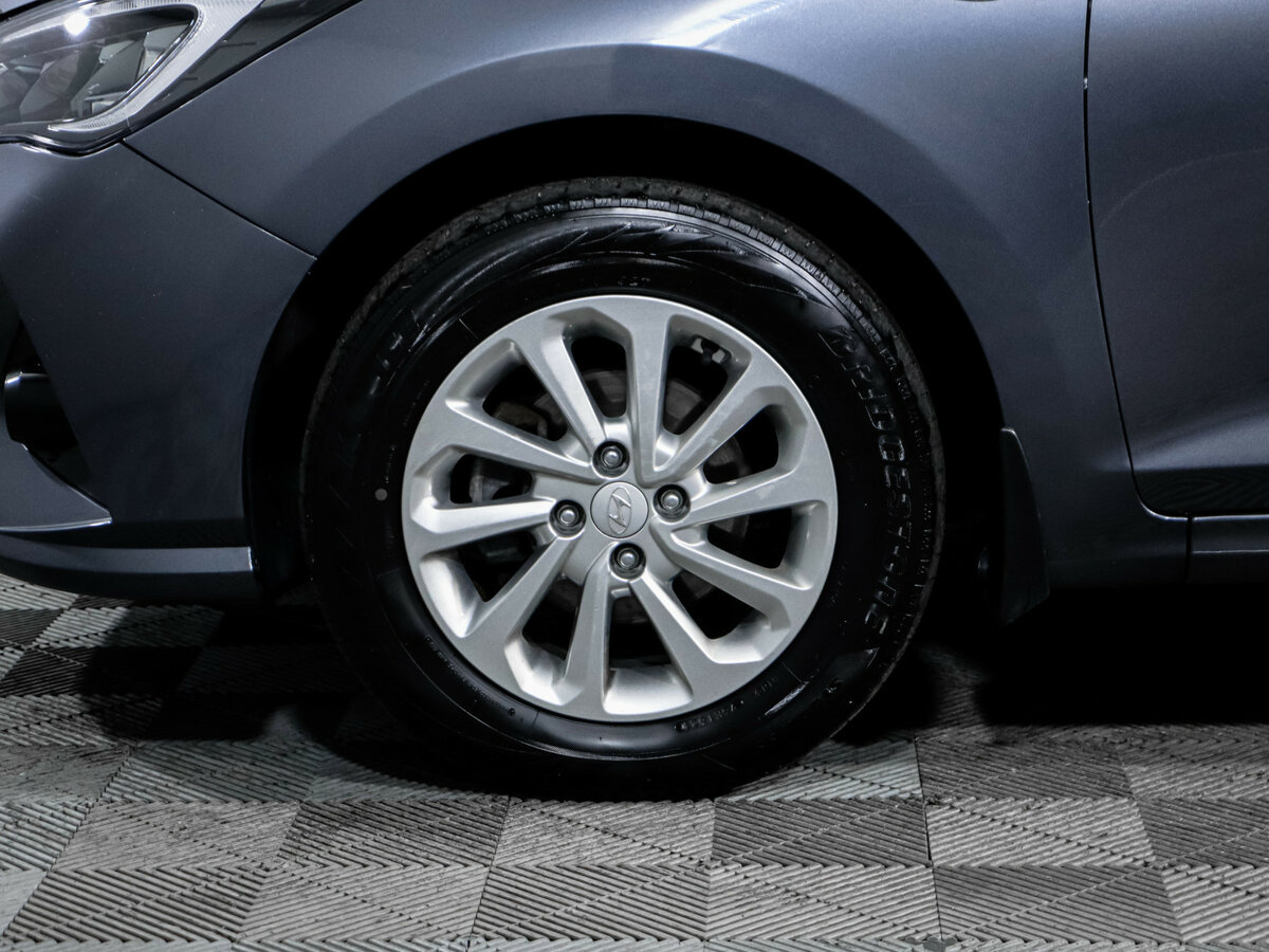 Hyundai Solaris с пробегом — 2021 год. Фото: #12