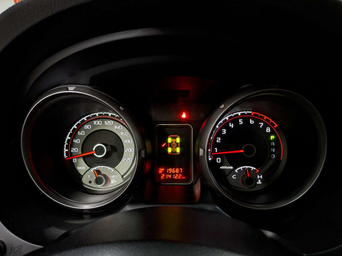 Mitsubishi Pajero с пробегом — 2012 год. Фото: #12