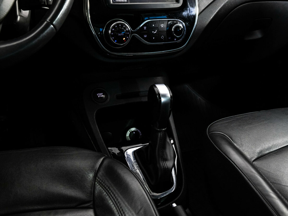 Renault Kaptur с пробегом — 2017 год. Фото: #9