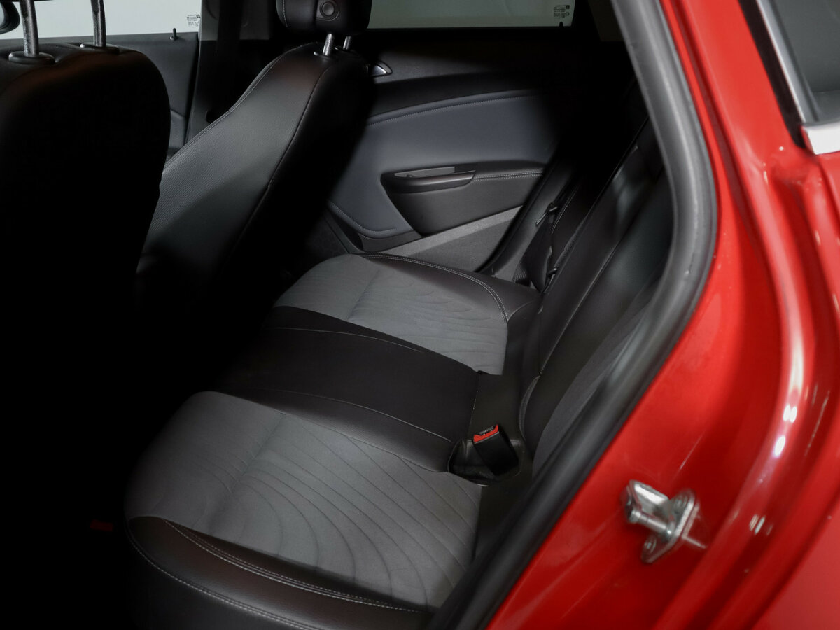 Opel Astra с пробегом — 2013 год. Фото: #7