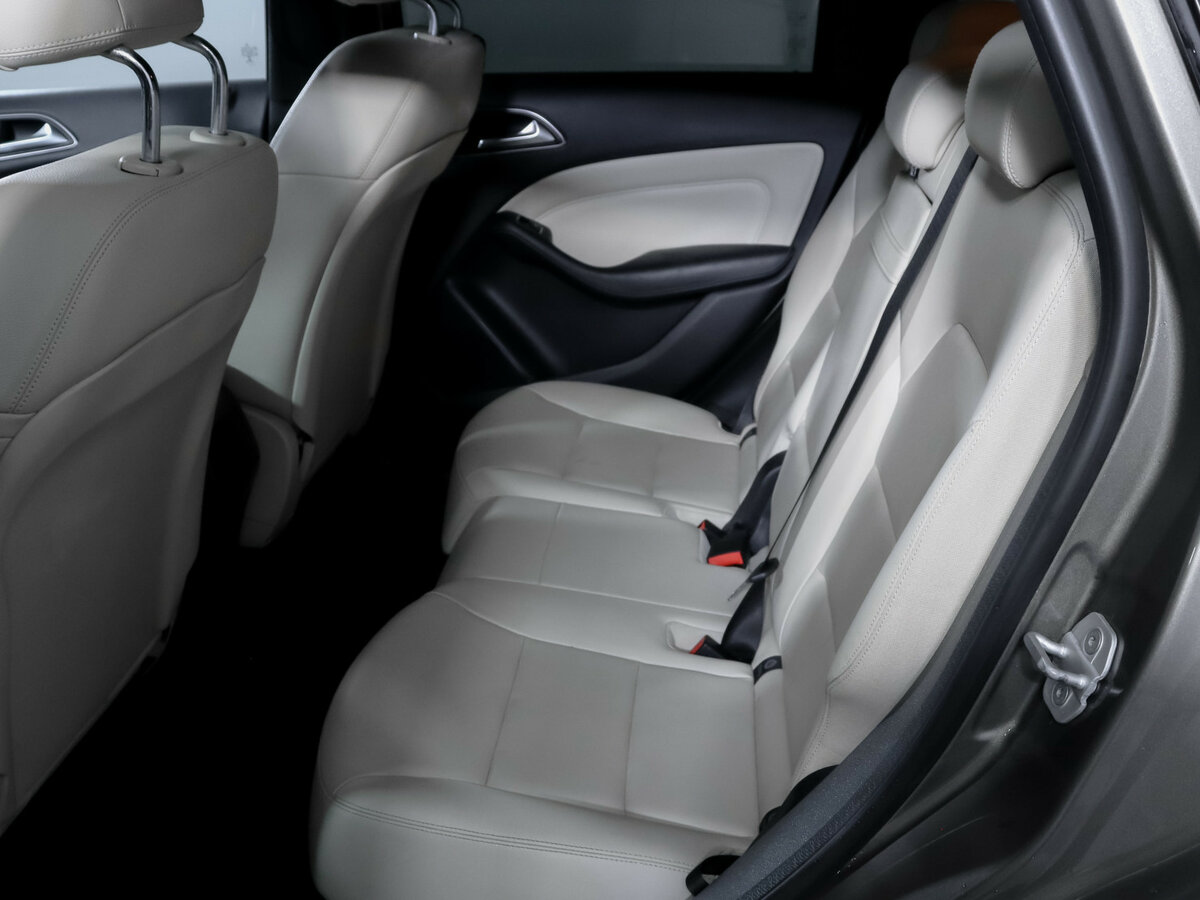 Mercedes-Benz B-Класс с пробегом — 2013 год. Фото: #7