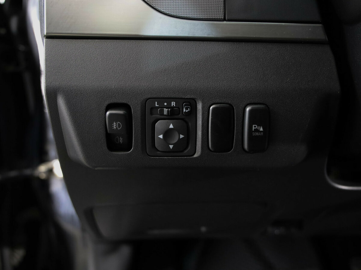 Mitsubishi Pajero с пробегом — 2013 год. Фото: #15