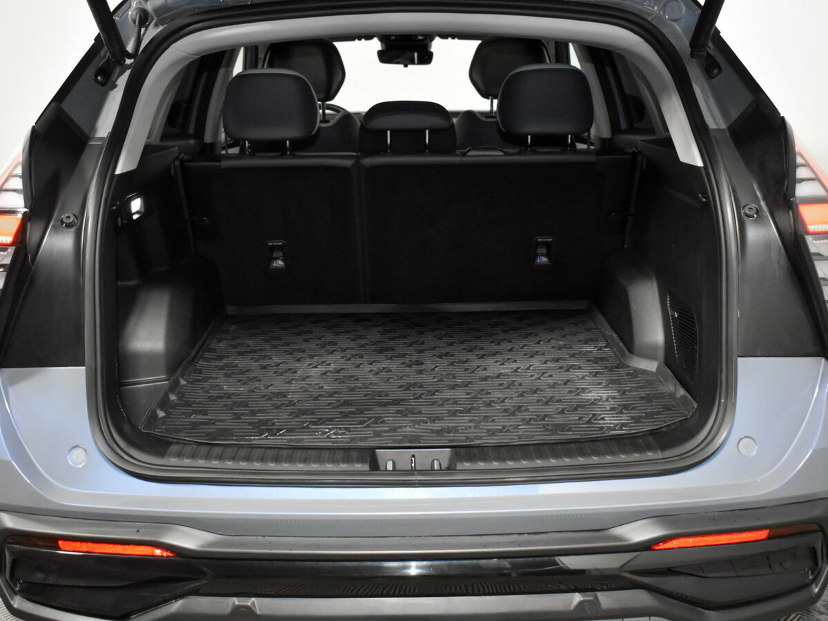 Geely Atlas с пробегом — 2024 год. Фото: #19