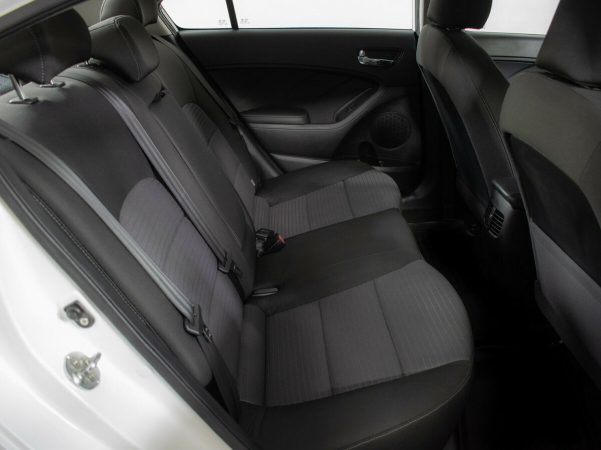Kia Cerato с пробегом — 2019 год. Фото: #9