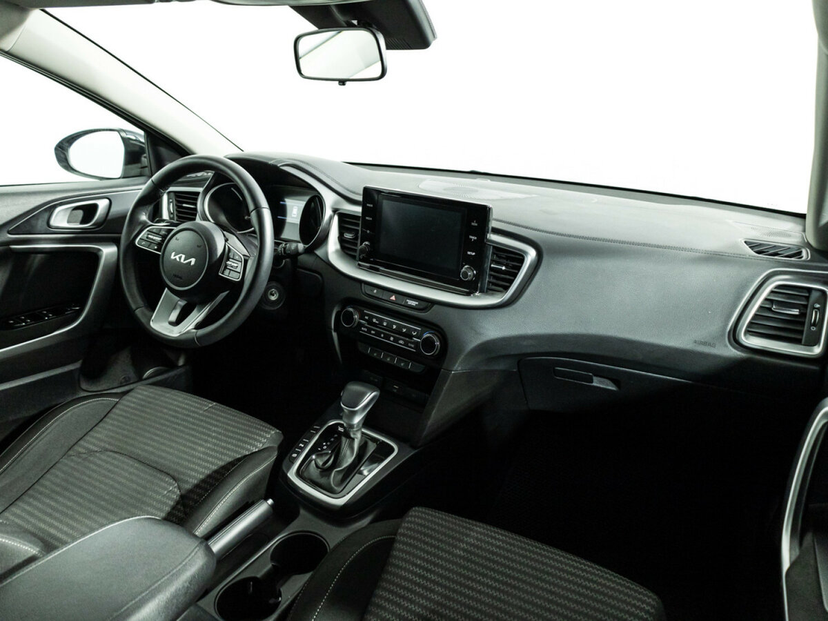 Kia Ceed с пробегом — 2022 год. Фото: #8
