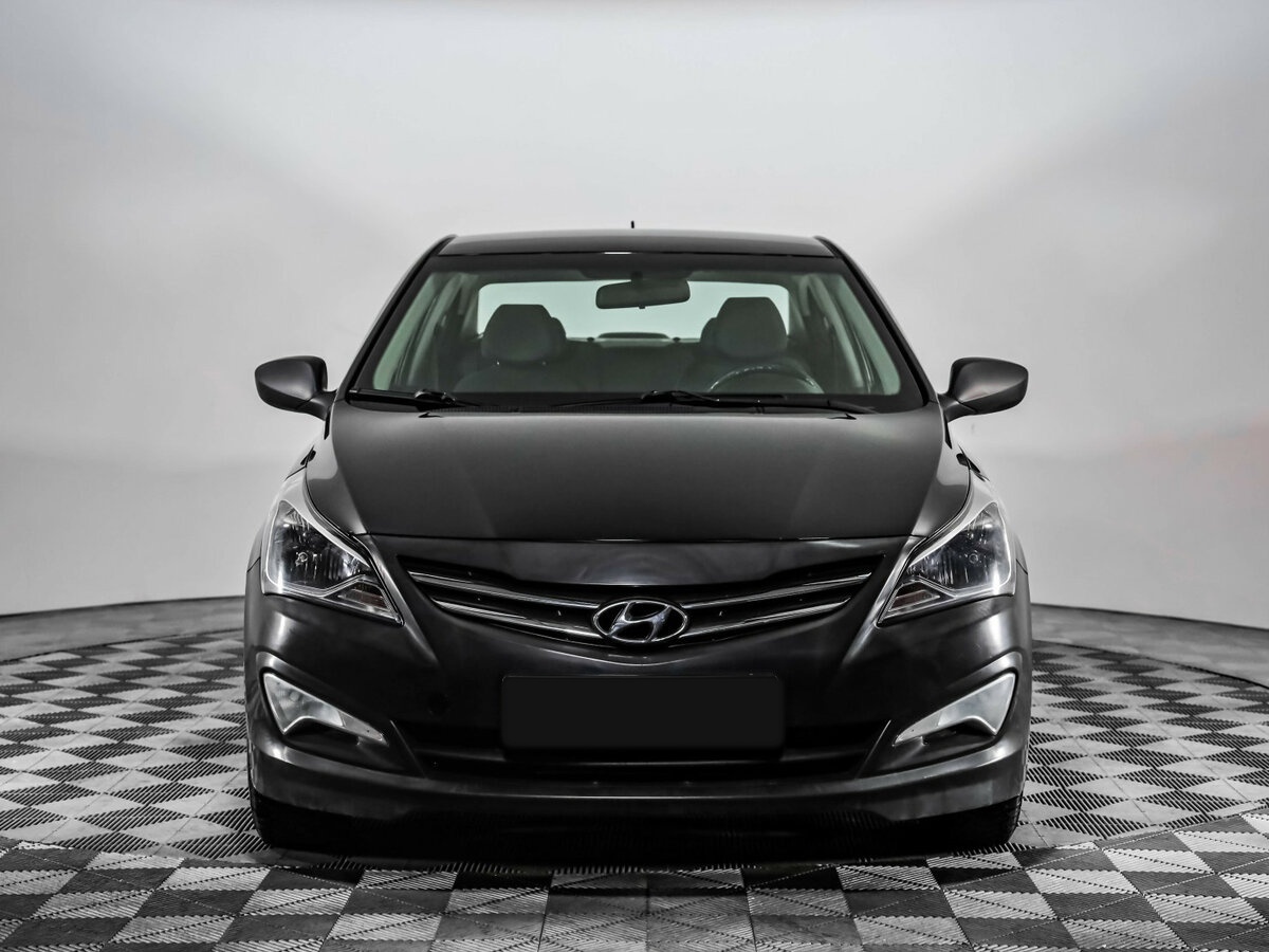 Hyundai Solaris с пробегом — 2016 год. Фото: #1