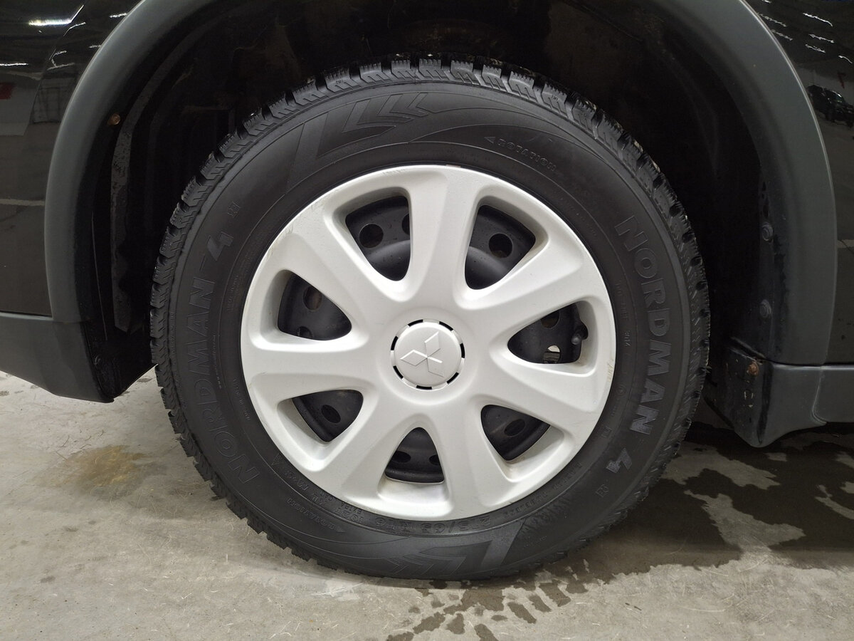 Mitsubishi Outlander с пробегом — 2014 год. Фото: #16