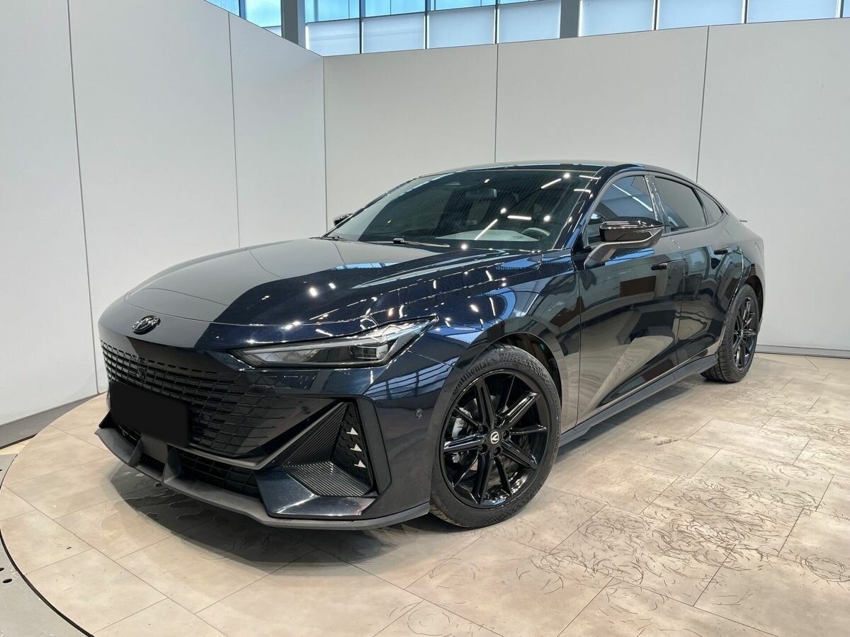 Changan UNI-V с пробегом — 2024 год. Фото: #5