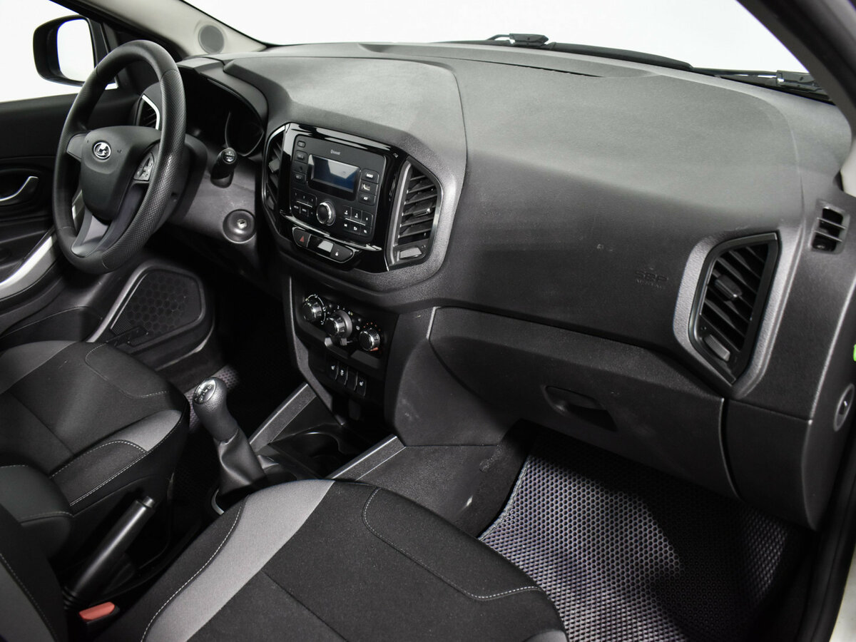 Lada (ВАЗ) XRAY с пробегом — 2022 год. Фото: #11