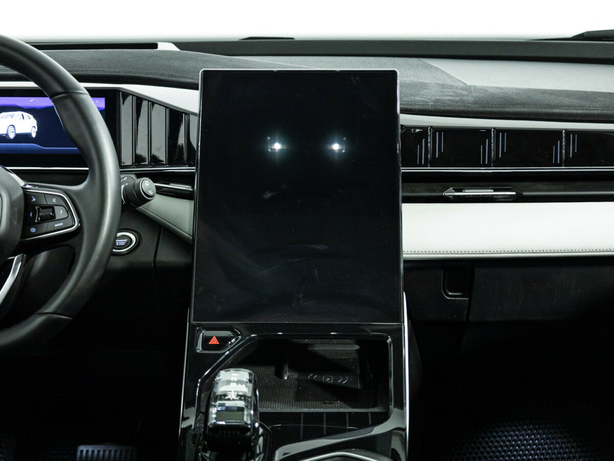 Geely Atlas с пробегом — 2023 год. Фото: #11