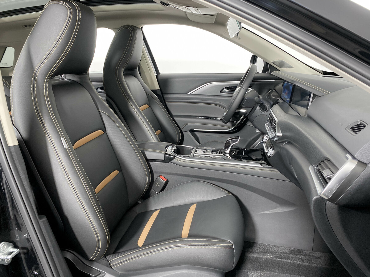 FAW Bestune T77 с пробегом — 2023 год. Фото: #8