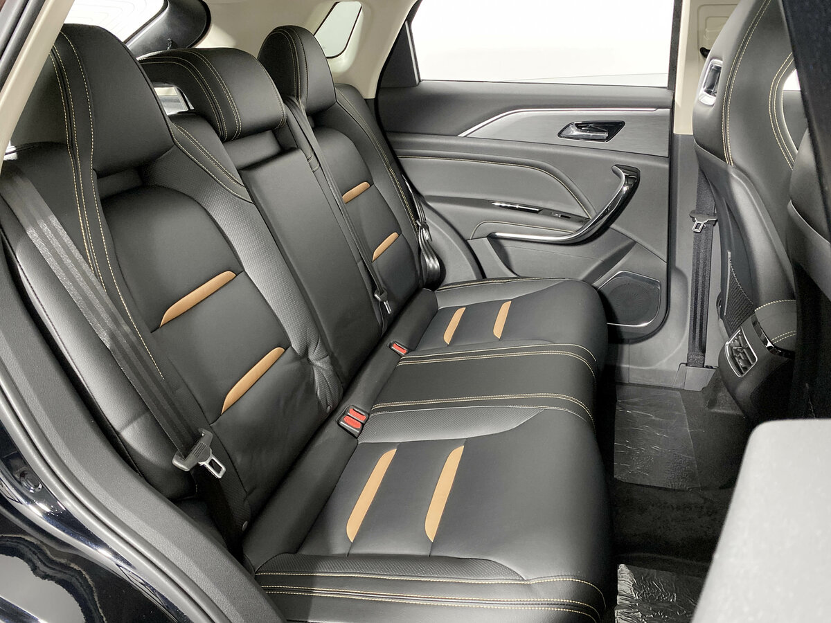 FAW Bestune T77 с пробегом — 2023 год. Фото: #10