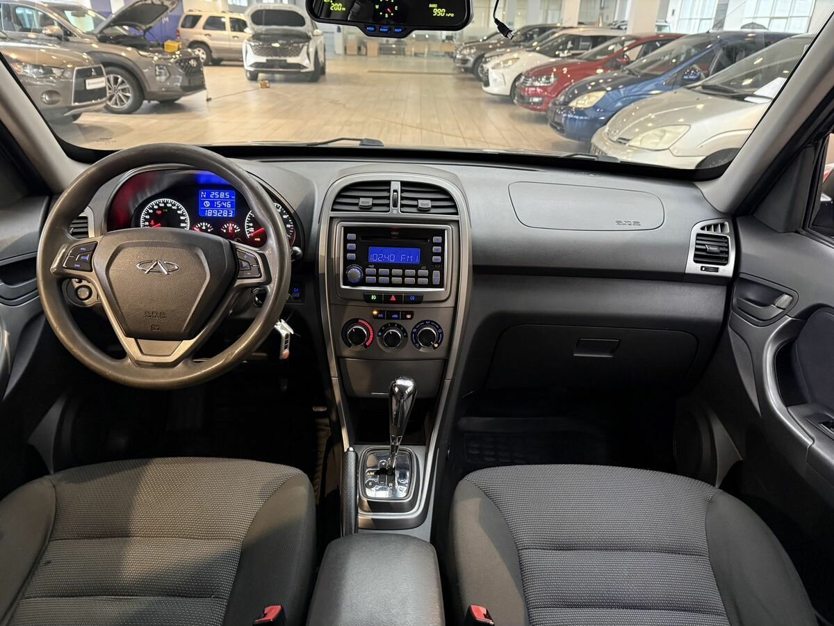 Chery Tiggo (T11) с пробегом — 2015 год. Фото: #8