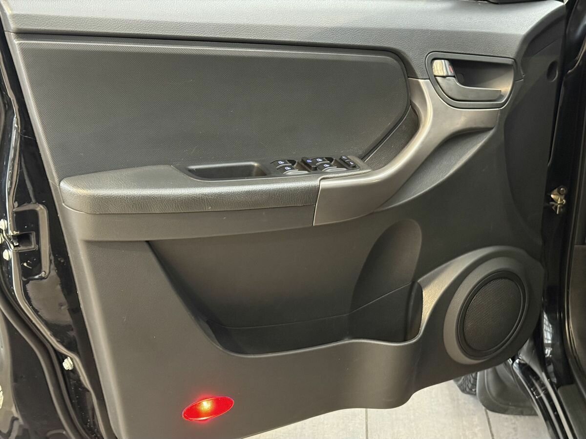 Chery Tiggo (T11) с пробегом — 2015 год. Фото: #20