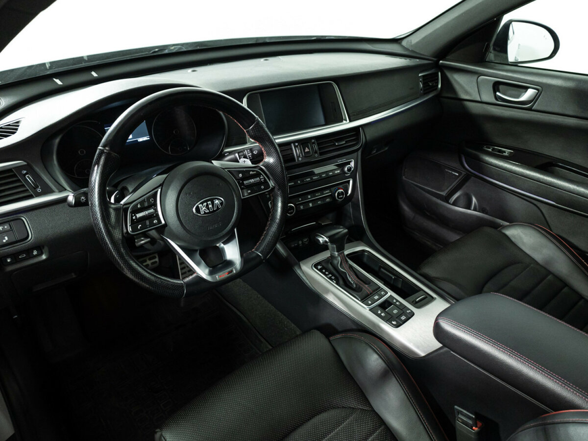 Kia Optima с пробегом — 2018 год. Фото: #10