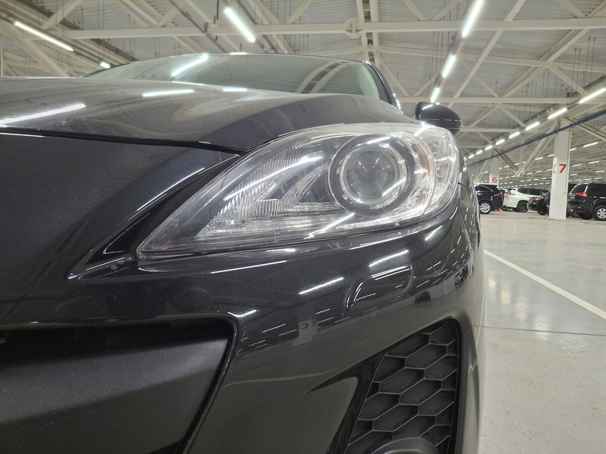 Mazda 3 с пробегом — 2013 год. Фото: #16