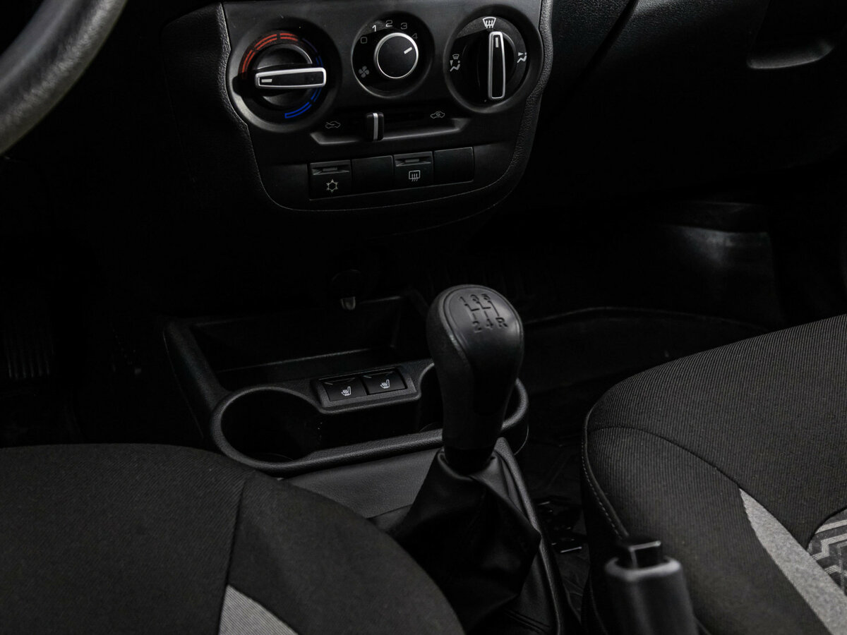 Lada (ВАЗ) Granta с пробегом — 2023 год. Фото: #9