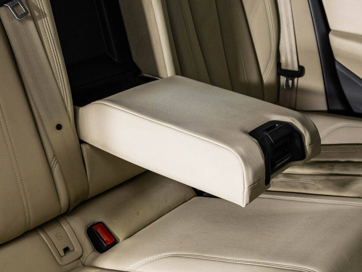 Audi A4 с пробегом — 2017 год. Фото: #19