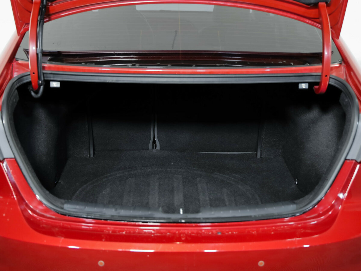 Hyundai Elantra с пробегом — 2016 год. Фото: #23