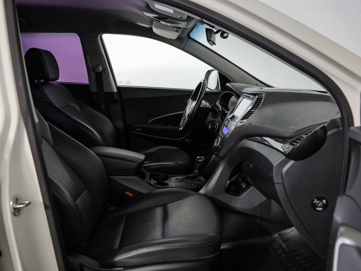 Hyundai Santa Fe с пробегом — 2014 год. Фото: #23