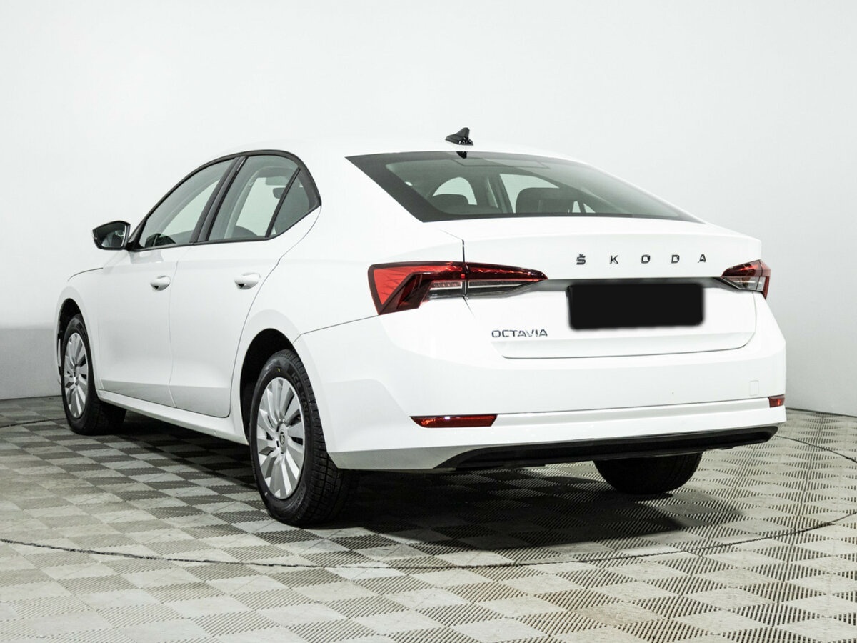 Skoda Octavia с пробегом — 2021 год. Фото: #5