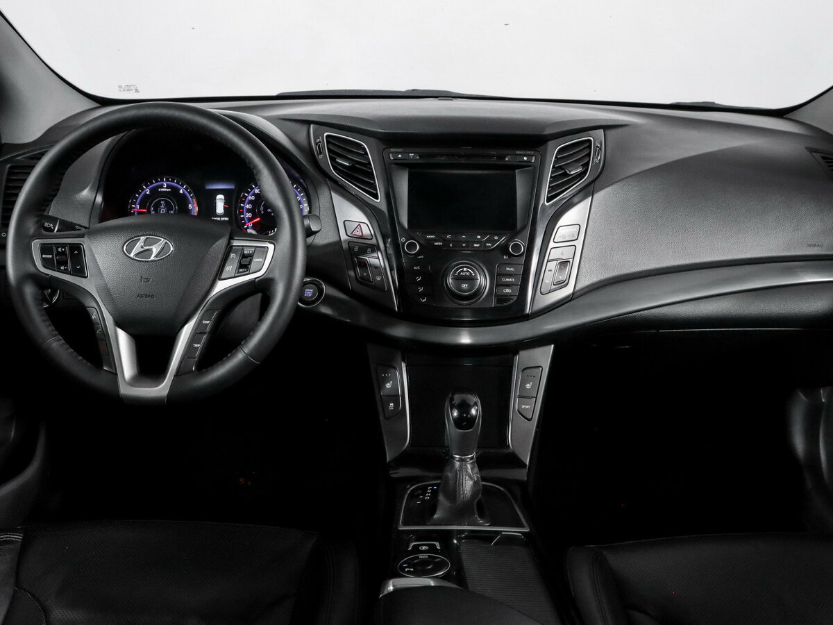 Hyundai i40 с пробегом — 2014 год. Фото: #9