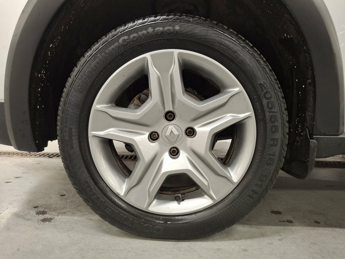 Renault Logan с пробегом — 2020 год. Фото: #14