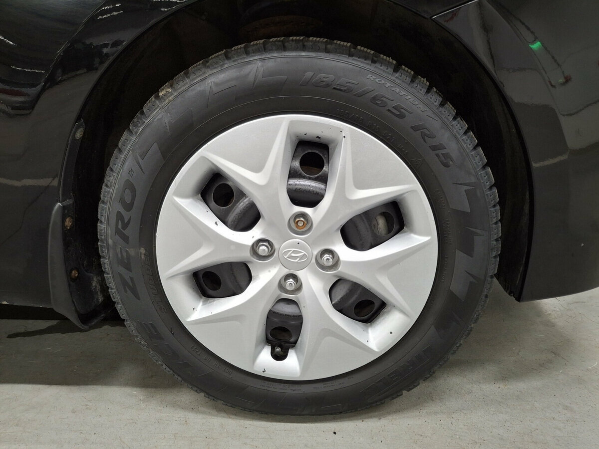 Hyundai Solaris с пробегом — 2016 год. Фото: #17